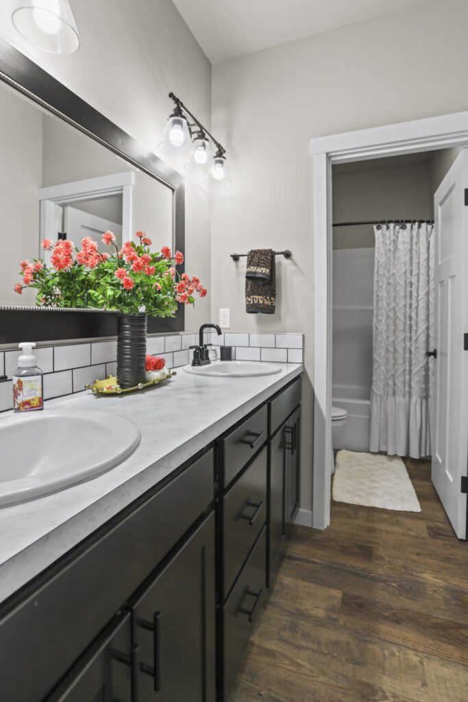 Bath & Washroom Gallery