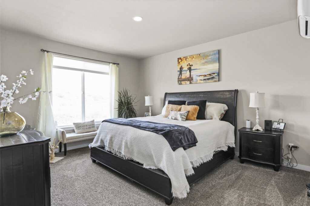 Home Plan 2248 primary suite.