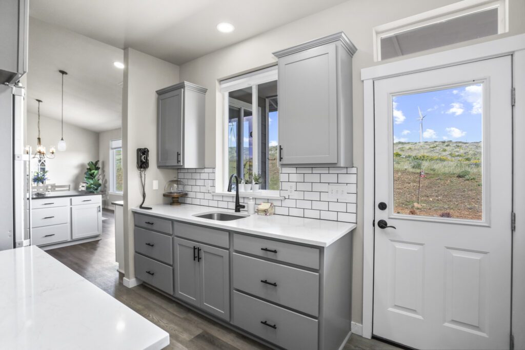 Home Plan 2248 butlers pantry.