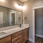 Home Plan 2248 primary bath.