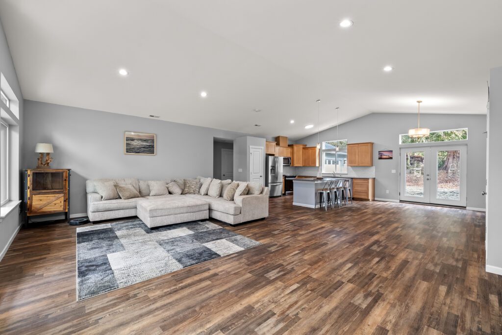 Home Plan 1780 living and kitchen.