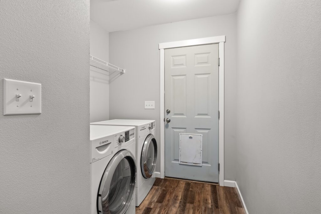 Home Plan 1780 laundry room.