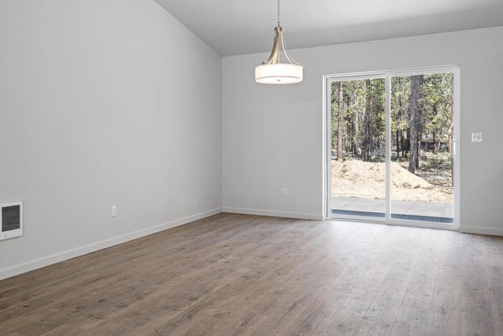 Home Plan 1721 dining.