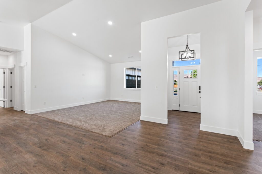 Home Plan 1940A entry and living room.