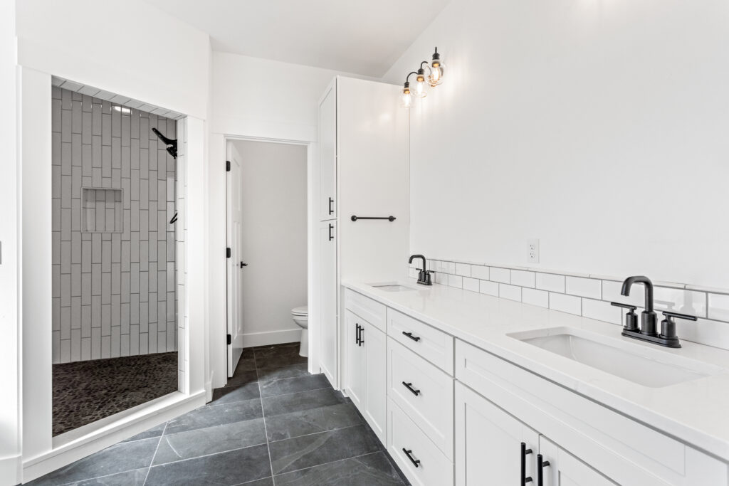 Bath & Washroom Gallery