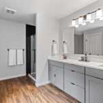 Home Plan 3464 primary bath.