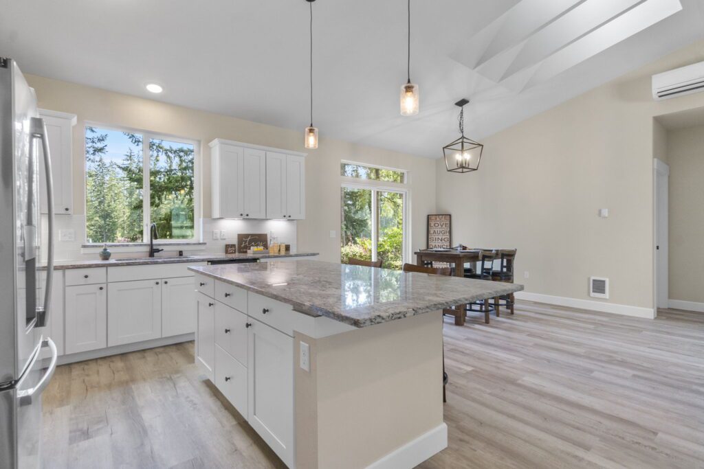 Home Plan 1491 kitchen and dining.