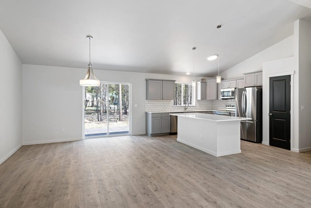 Home Plan 1721 dining and kitchen.