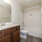 Home Plan 1248 bath.