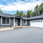 Home Plan 1940B front exterior.