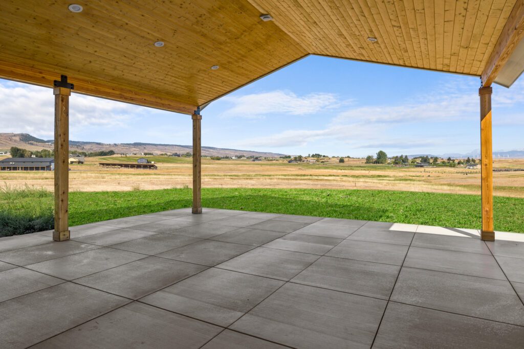 Home Plan 3711 outdoor living space.