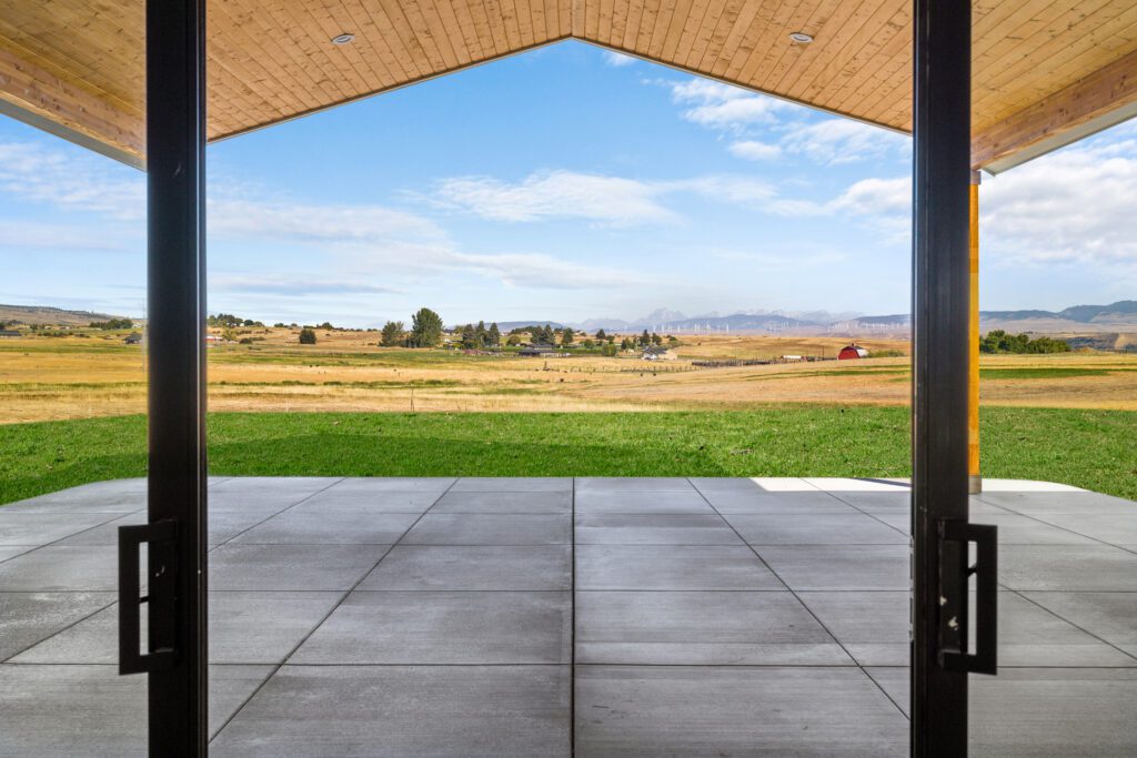 Home Plan 3711 outdoor living space.