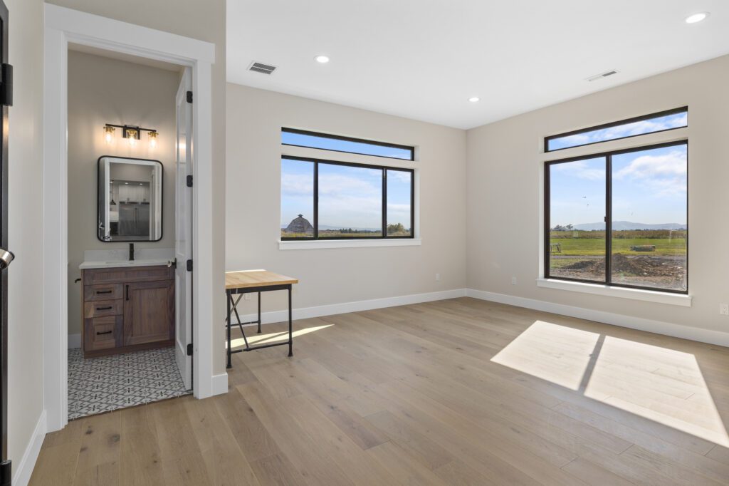 Home Plan 3711 bedroom.