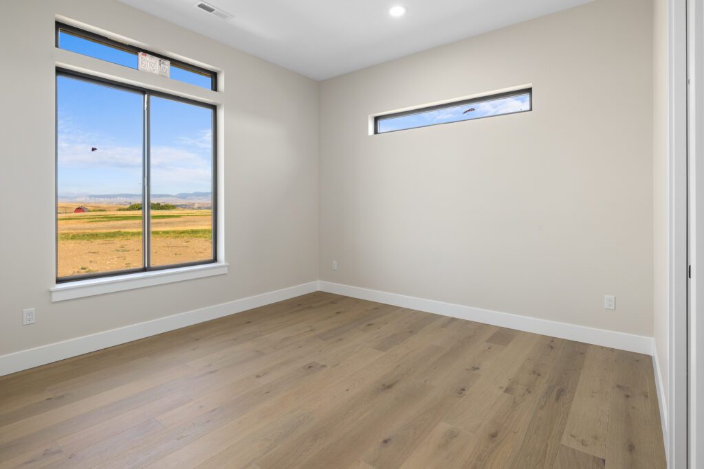 Home Plan 3711 bedroom.