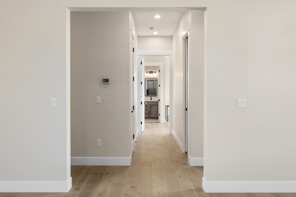 Home Plan 3711 hallway.