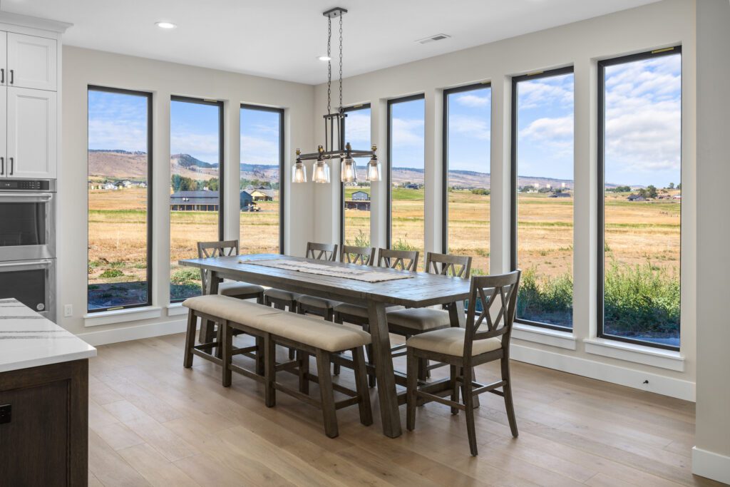 Home Plan 3711 dining room.