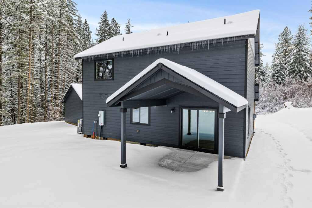 Home Plan 1768 back exterior.