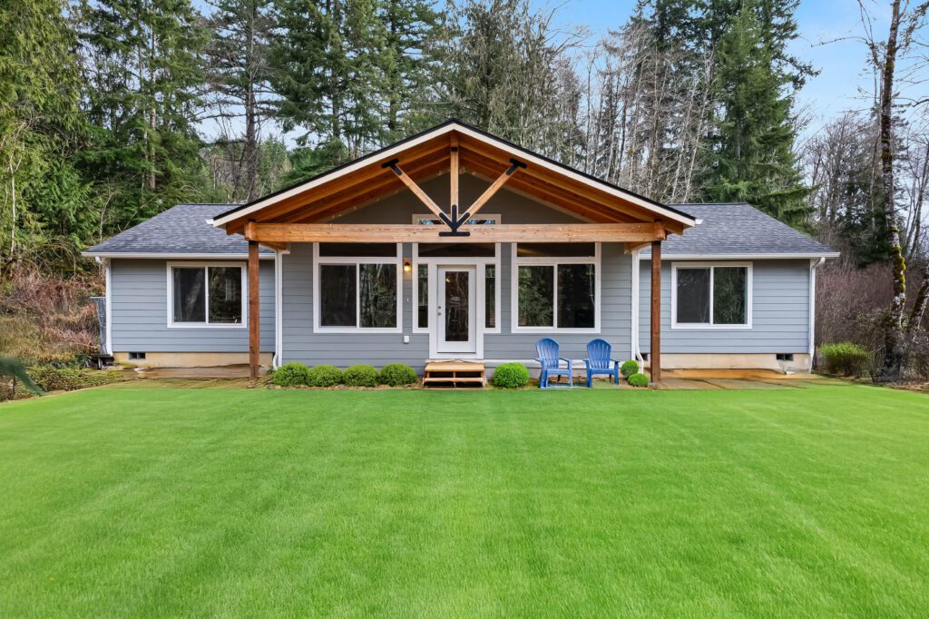 Home Plan 1780 front exterior.