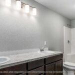 Home Plan 1664 primary bath.