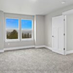 Home Plan 1675 primary suite.