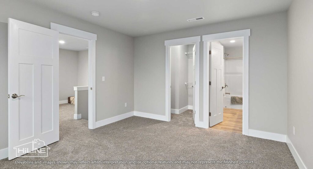 Home Plan 1675 primary suite.