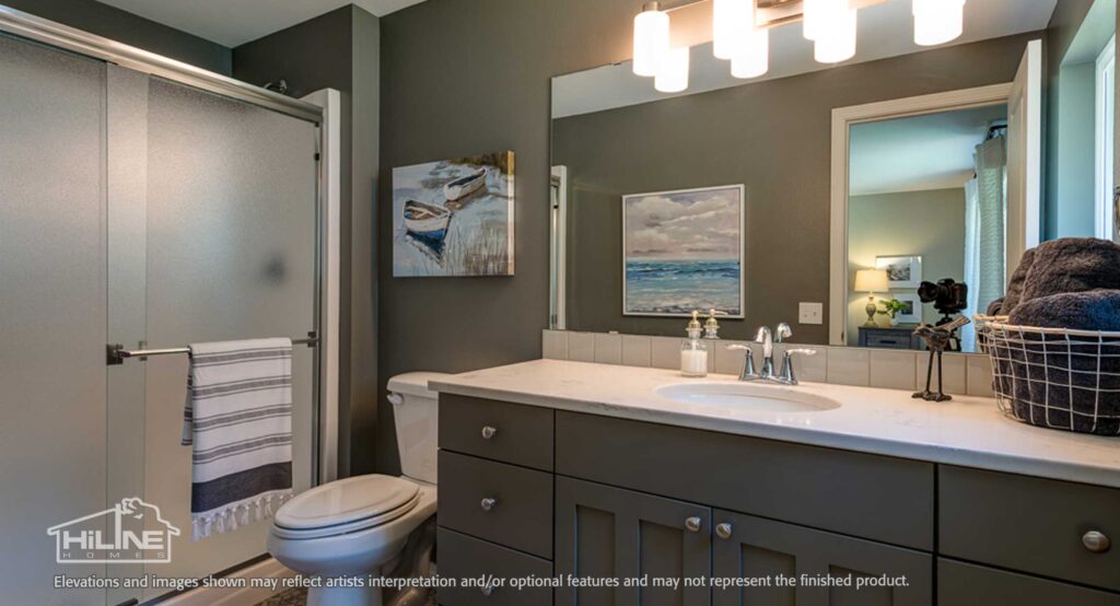 Home Plan 1716 bathroom.