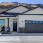 Home Plan 1883 front exterior.