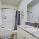 Home Plan 1883 bath.