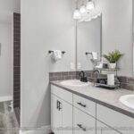 Home Plan 1940A primary bath.