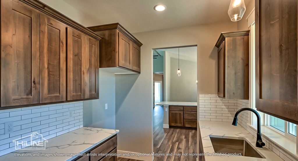 Home Plan 2576 butlers pantry.