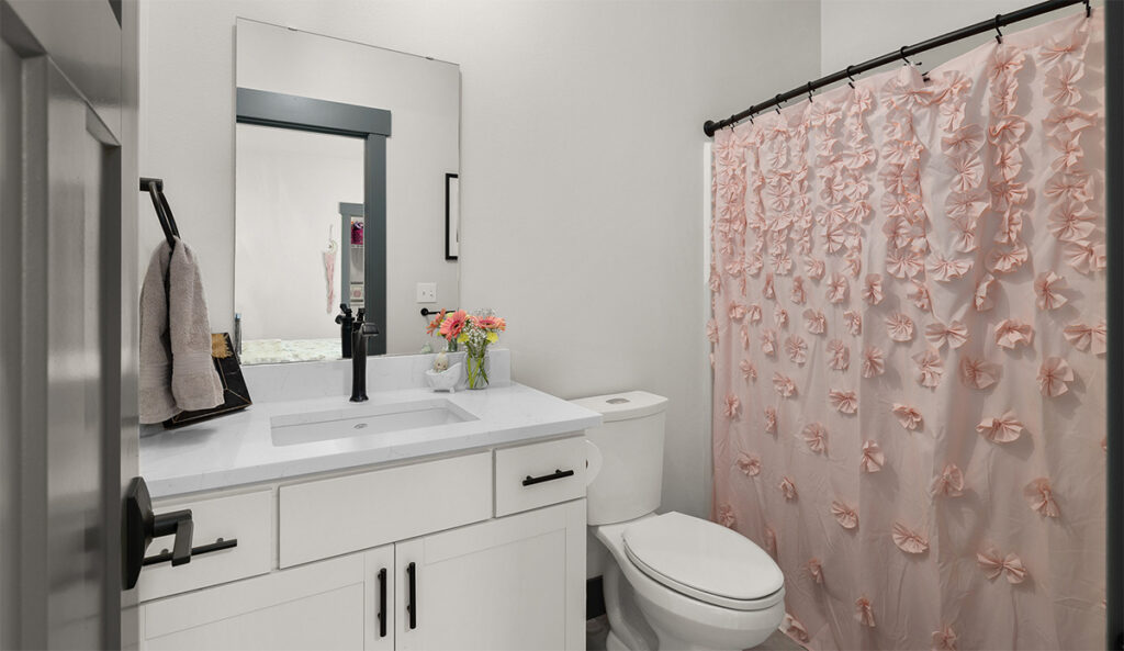 Additional bathroom of home plan 3295.