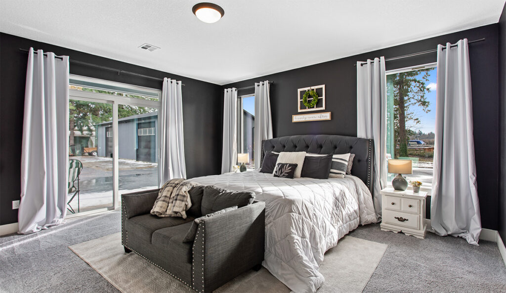 Primary suite in home plan 3711.