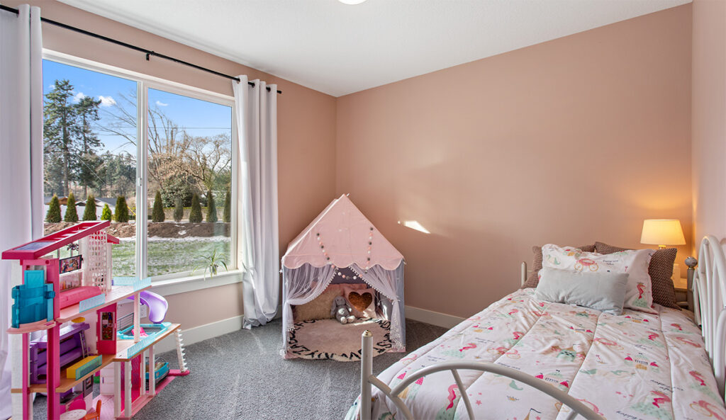 Additional bedroom in home plan 3711.