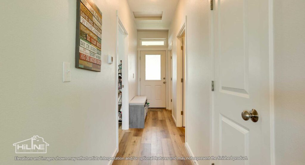 Home Plan 800 entry hallway.