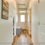 Home Plan 800 entry hallway.