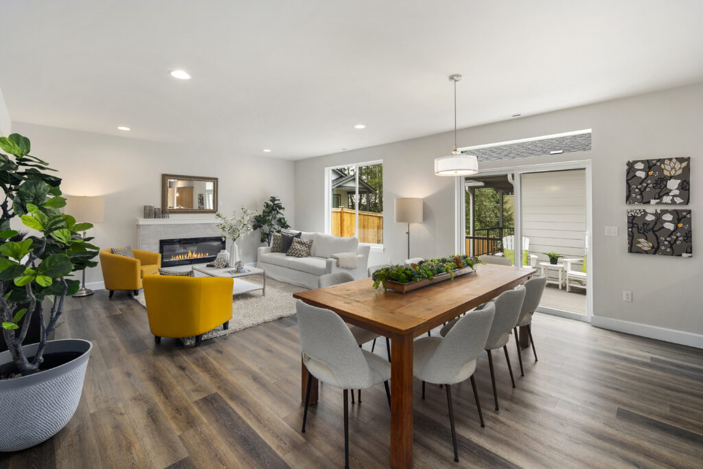 Home Plan 2373 dining and living room.