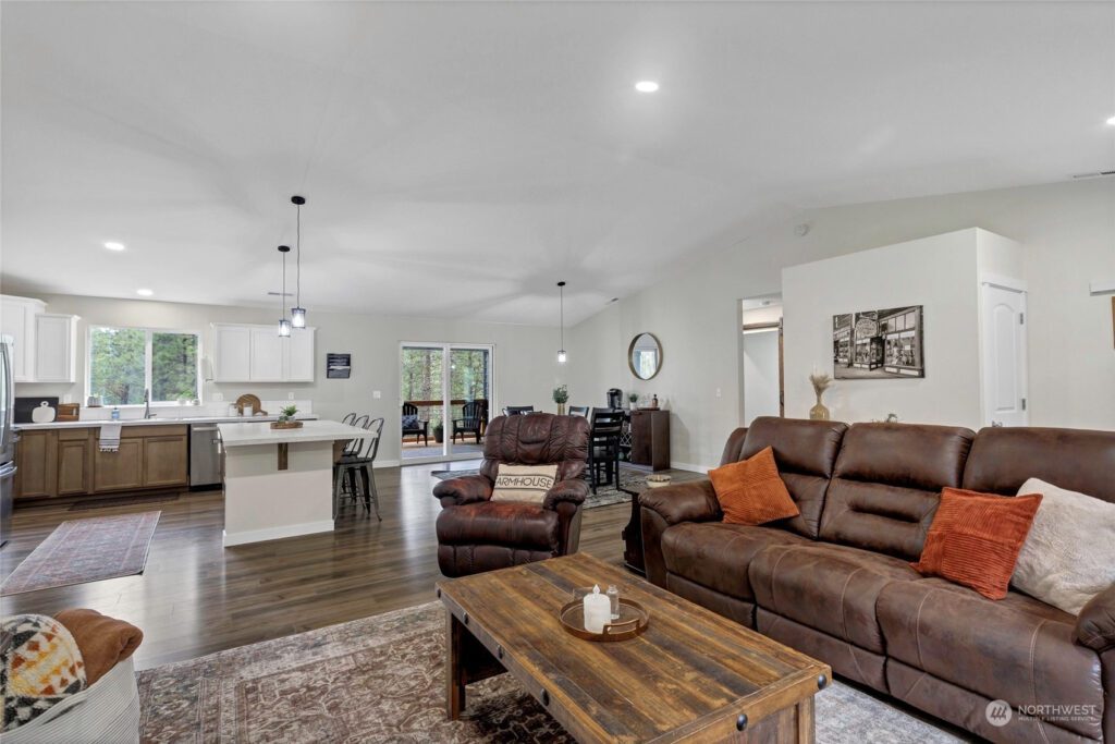 Home Plan 2232 living room.