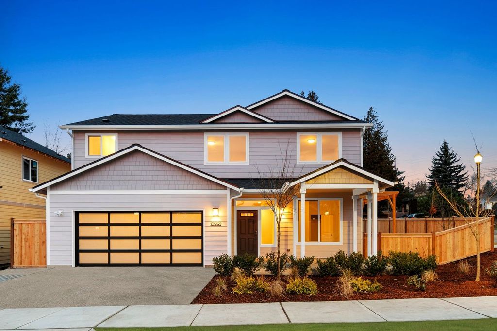 HiLine Homes exterior home build.