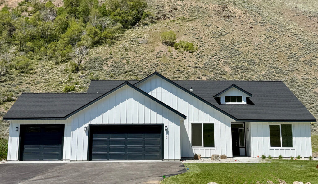 Home Plan 2147 front exterior.